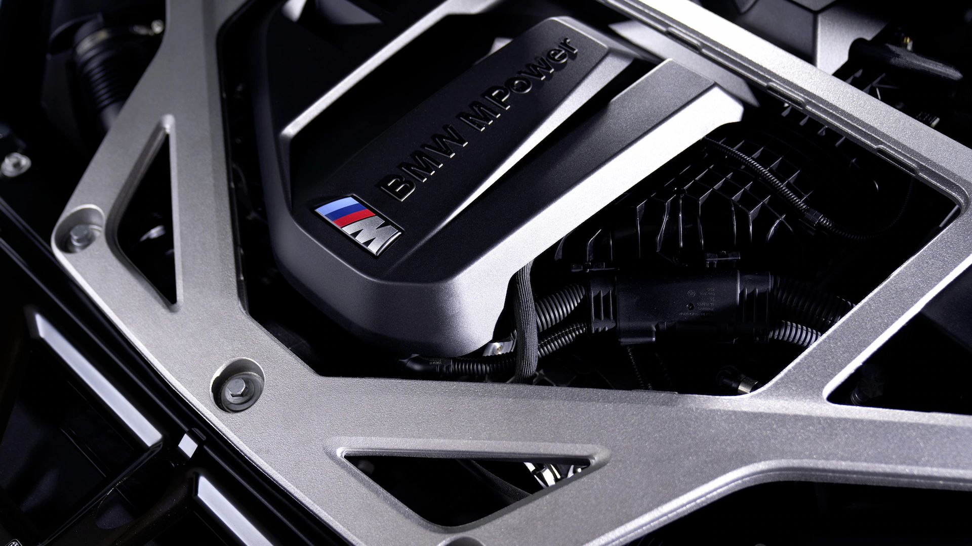 BMW M4 CSL G82 ENGINE